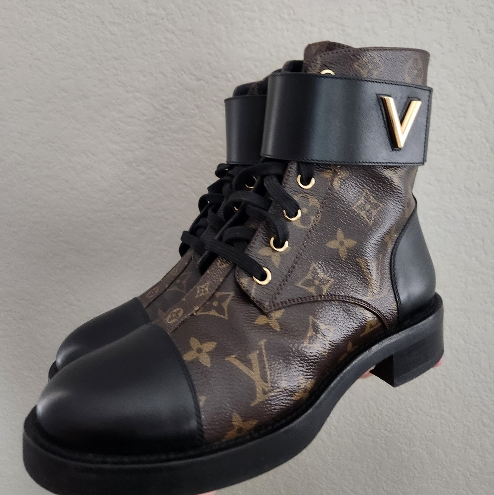 Authentic Louis Vuitton Monogram Combat Boots, Si… - image 3